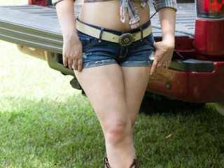 Shy chubby country chick
