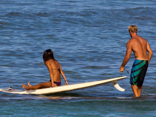 Surfer chicks pics