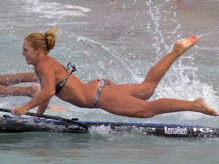 Surfer chicks pics