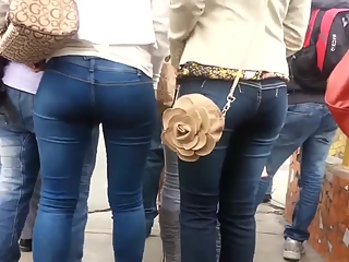 Nice ass teen in tight jeans