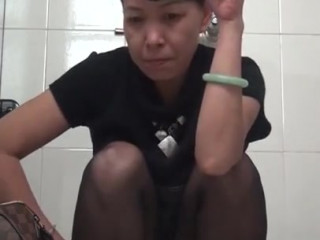 Chinese toilet spy