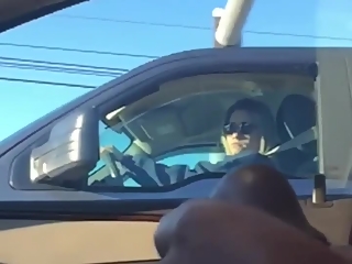 Black dude flash cock to blonde in car