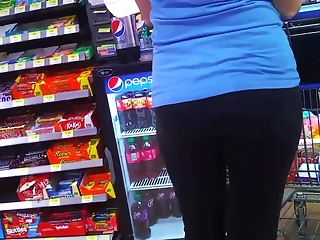 Nice butt woman in leggings