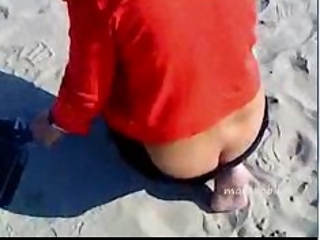 Beach buttcrack