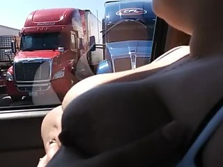 Chubby wife flashes truckers