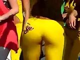 Race girls with yellow tight leggies