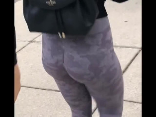 Gray leggins nice ass