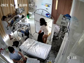 Lady having her pussy examined