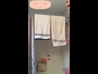 Bubble Butt Teen showers