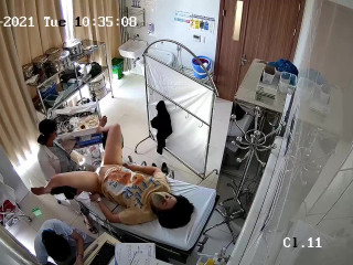 Asian lady in gyno clinic