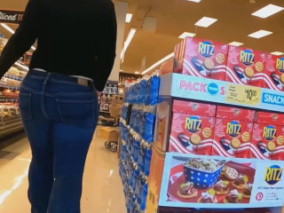 Thong Slip Milf in Supermarket
